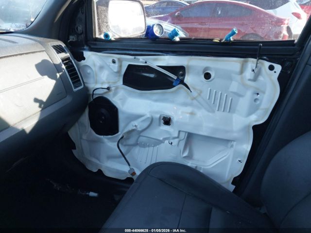 Ford Escape Limited Image 14