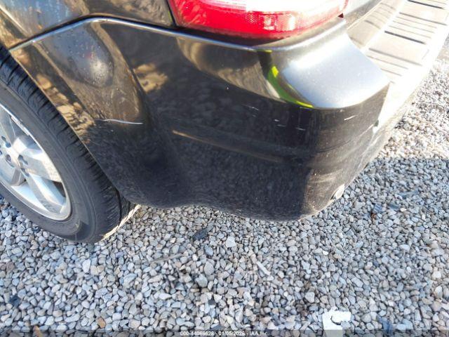 Ford Escape Limited Image 3